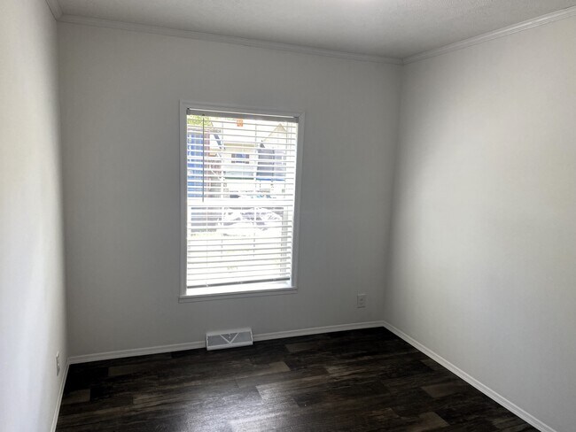 Photo - 308 Elm Ave Unidad B