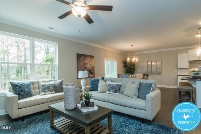 Photo - 2527 Reynolds Dr