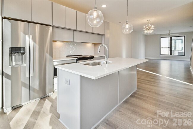 Building Photo - 4528 Radler Ct