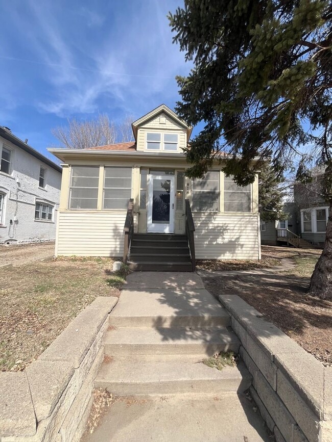 Building Photo - Ranch Style 2 Bed/1 Bath with Fenced in Yard!