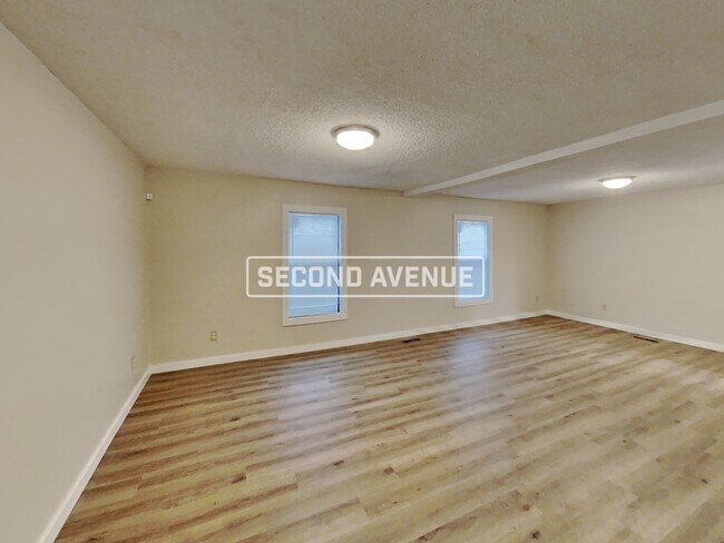 Photo - 2016 N Pottenger Ave