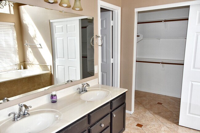 Photo - COMING SOON! Great Location! Lovely  3Bedroom Plus/ 2Bathroom Chandler Home!