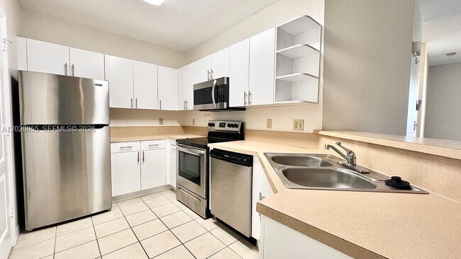 Photo - 120 SW Peacock Blvd Unidad 11206