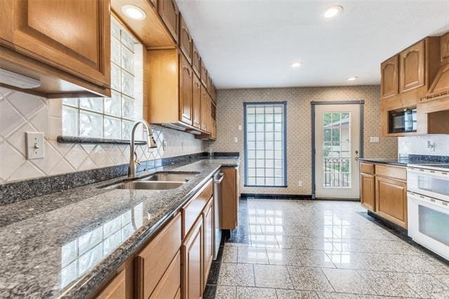 Photo - 9210 Larchwood Dr