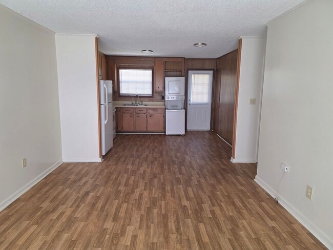 Photo - 159 Hazeldale Ln