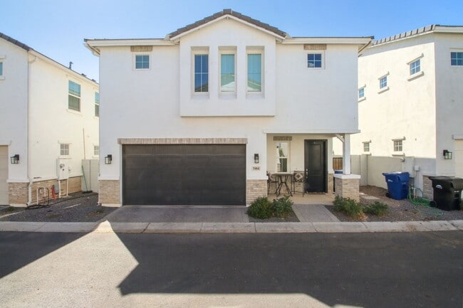 Building Photo - 5464 S Dillon Cir