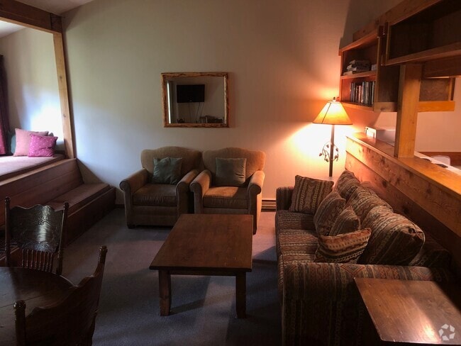 Building Photo - 3865 S Lake Creek Dr Rental