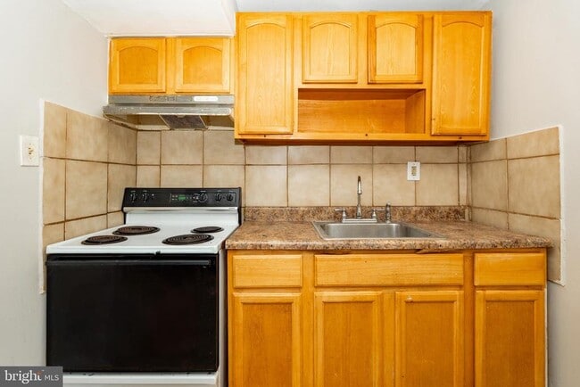 Photo - 5763 Pemberton St Unit C