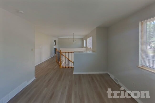 Photo - 1634 Keaton Ln