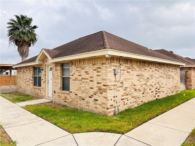 Photo - 14 West Dr Unit 2