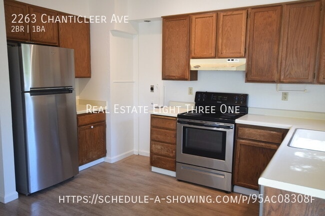 Photo - 2263 Chanticleer Ave