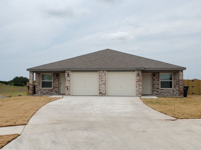 Photo - 5804 Rustler Dr Apartment Unit A