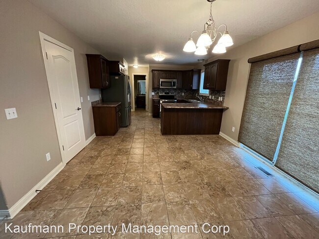 Photo - 4 br, 2.5 bath House - 13120 Cocoplum Court