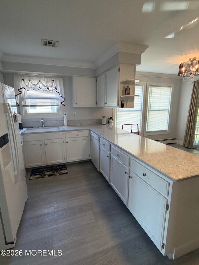 15 St Tropez Ct