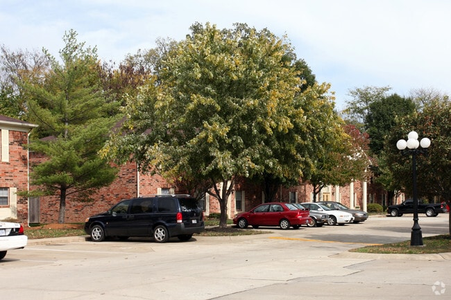 Sebring Court