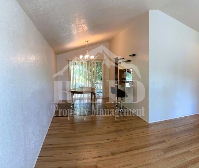 Photo - SILVERDALE - 4BED 3 BATH HOME HEART OF SILVERDALE