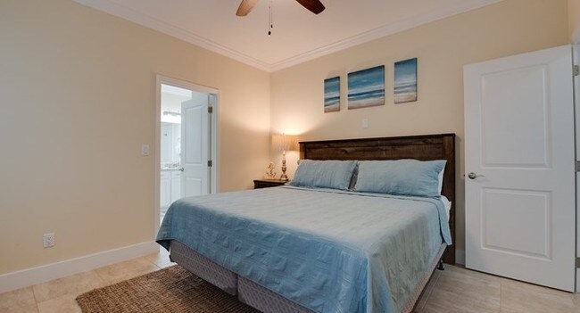 Interior - 2264 Overseas Hwy