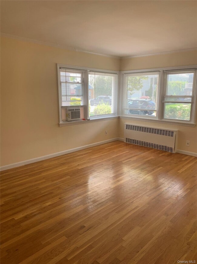Photo - 431 E Chester St