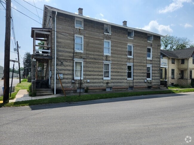 Building Photo - 200-208 W. Vine Street Unit 208 W. Vine Street Rental