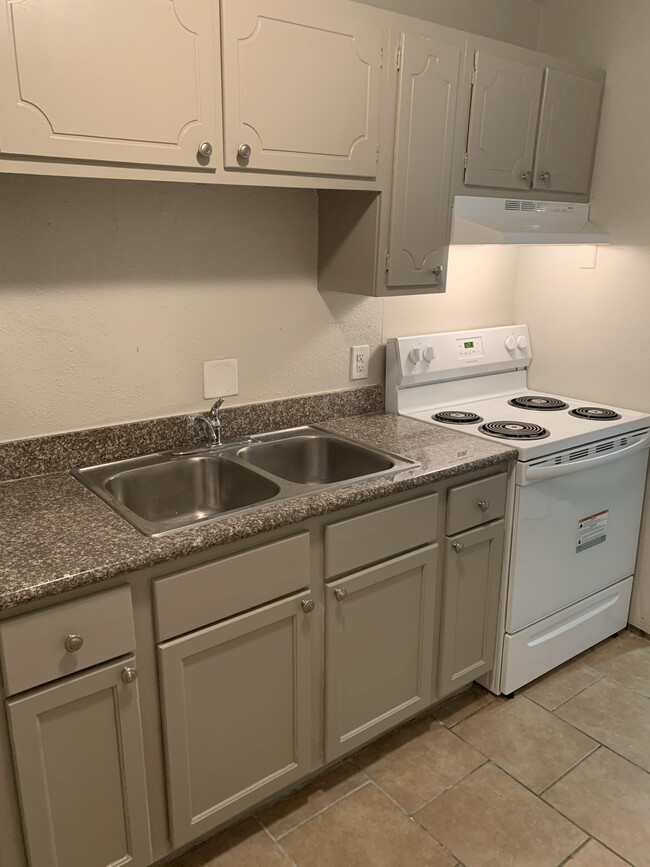 Beacon Pointe Apartments For Rent in Pascagoula, MS | ForRent.com