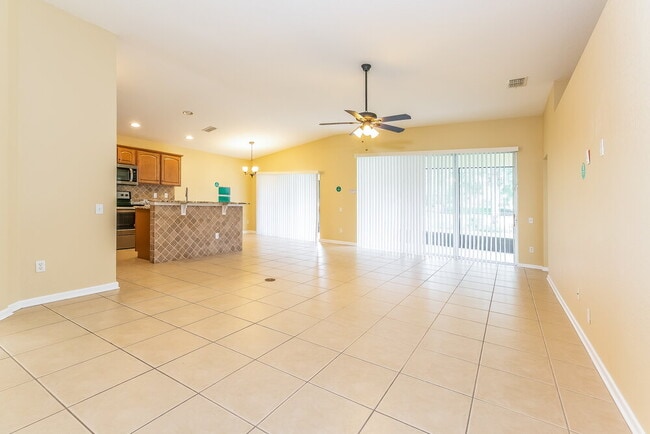Photo - 2350 Meadow Oak Cir