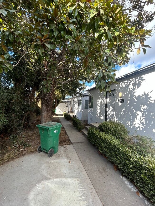Photo - 3924-3926 Third Ave Unit 3920