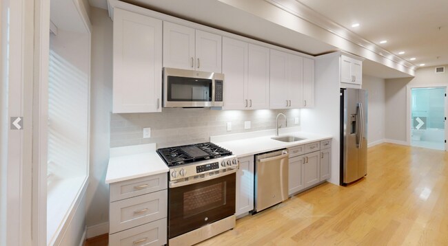 Building Photo - 222 Tremont St Unit 30-1 Rental