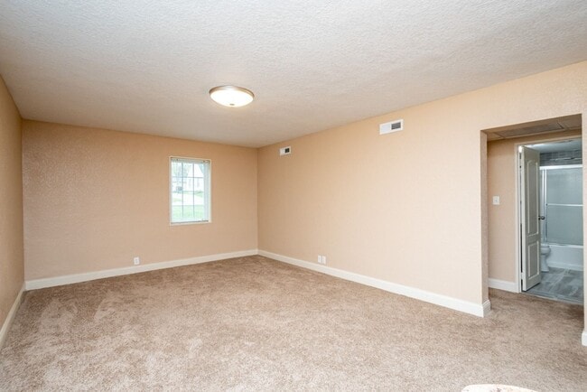 Photo - Incredible 2 Bedroom Condominium in University Heights