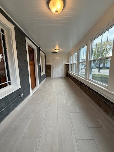 Photo - 421 N Hough St