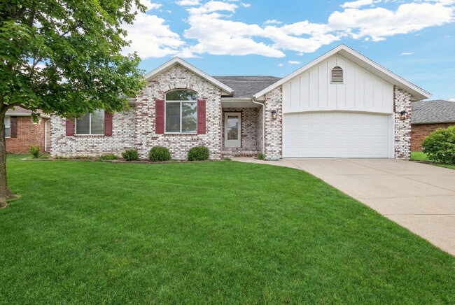 Photo - 647 S Meteor Ave