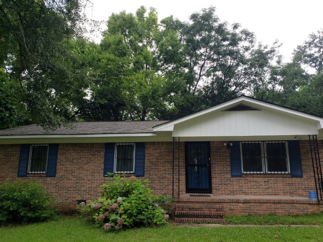 Building Photo - 1602 Ashdale Rd