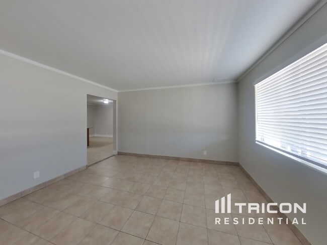 Photo - 1649 W Pueblo Ave