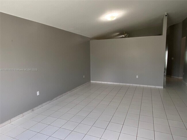 Photo - 17136 SW 143rd Pl