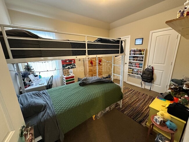 Photo - 11000 SW 38th Cir