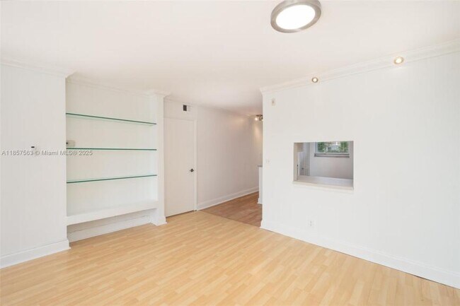 Photo - 2 bedroom in Sunny Isles Beach FL 33160