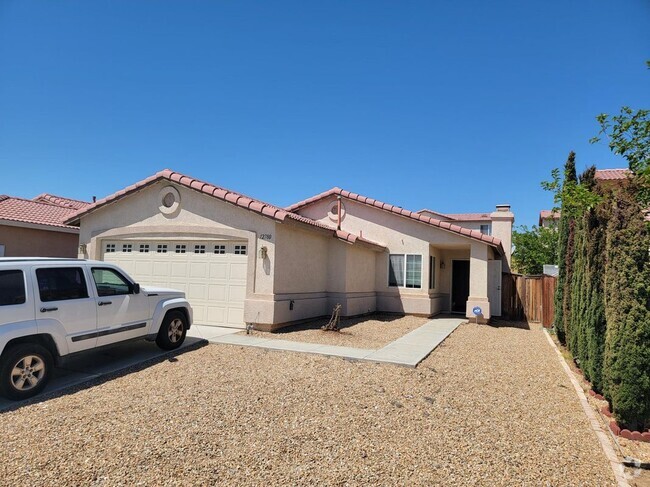 Building Photo - 12780 Avanti Way Rental