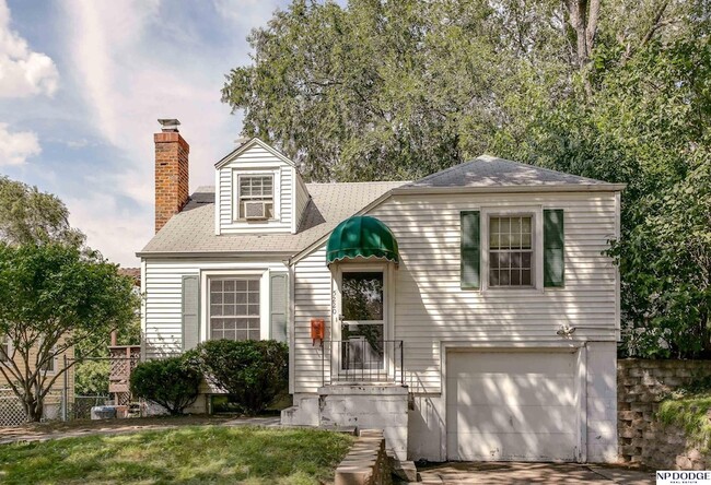 Photo - 5220 Mason St