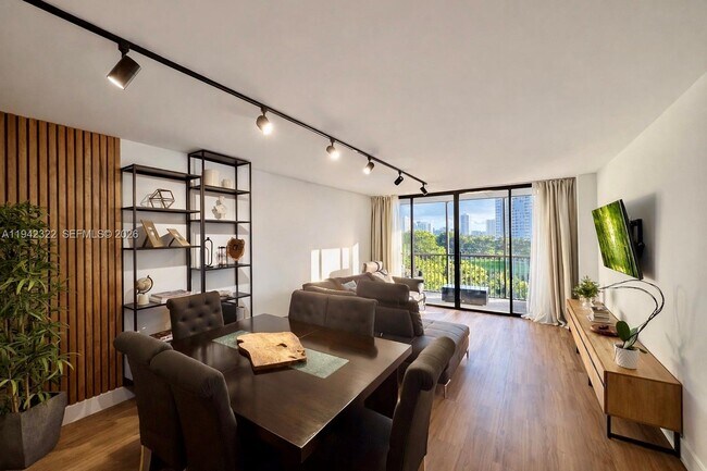 Photo - 3401 N Country Club Dr Unit 716