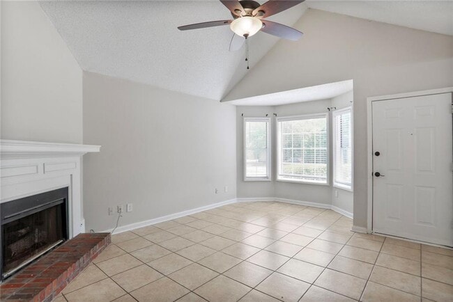 Photo - 3756 Old Oak Ct