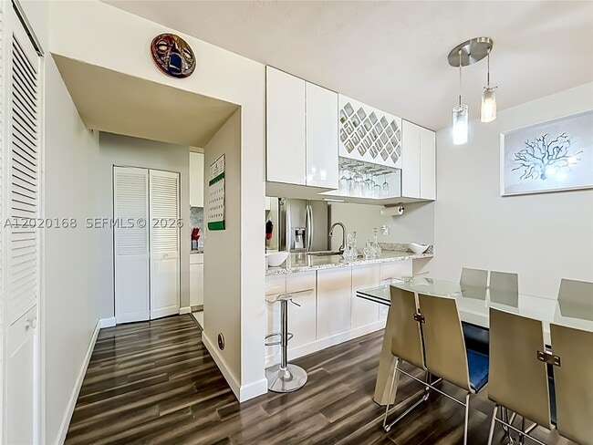 Photo - 18296 Mediterranean Blvd Unit 404
