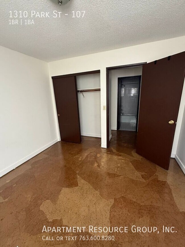 Photo - 1310 N Park St Unit 107