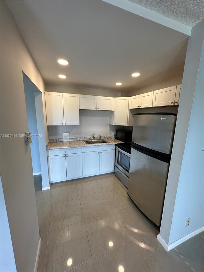 Photo - 37 Brighton A Unit 37