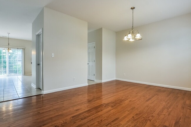 Photo - 407 Morganite Ct