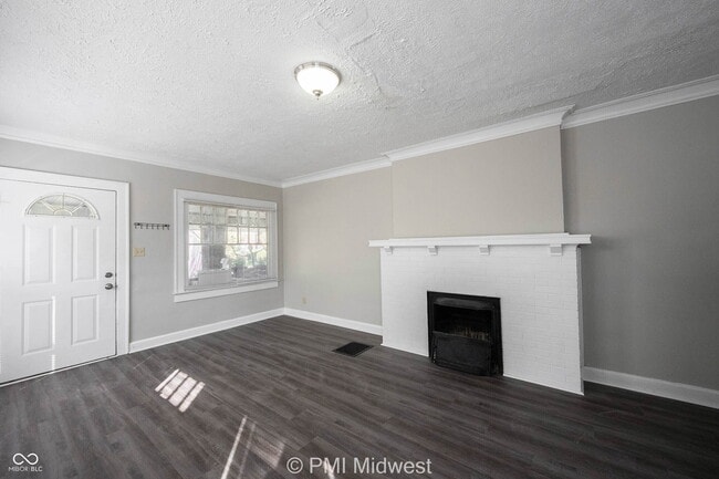 Photo - 3945 Central Ave