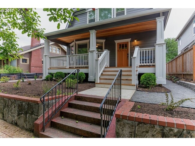 Photo - 4417 N Gantenbein Ave Apartment Unit B