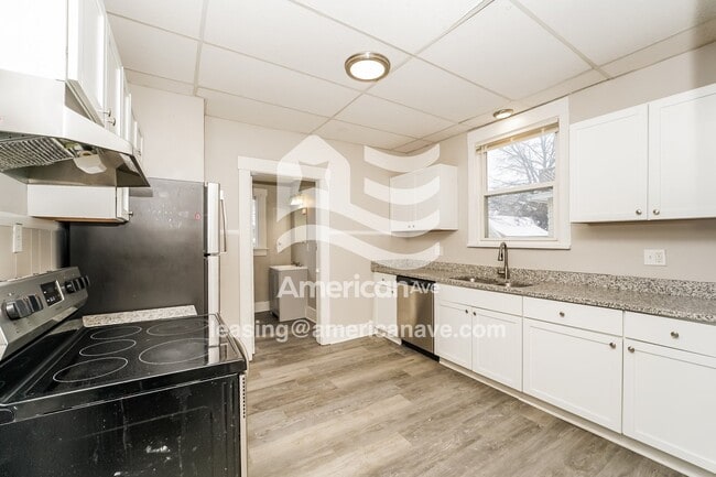 Photo - 3125 11th St SW