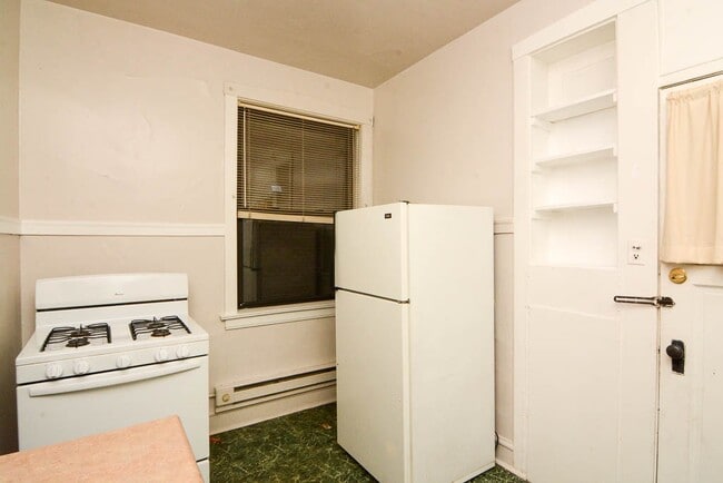 Photo - 1314 Oak Ave Unit W2