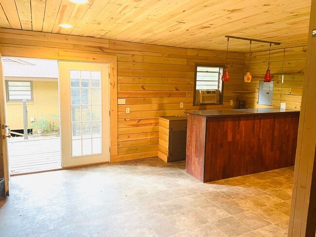 Photo - ** 4 Bed 2 Bath located in Forest Hills ** Call 334-366-9198 to schedule a self-tour