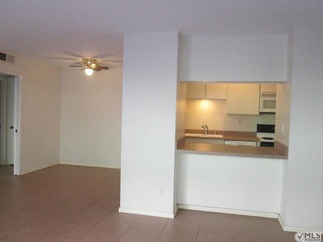 Photo - 5700 Baltimore Dr Unit 187