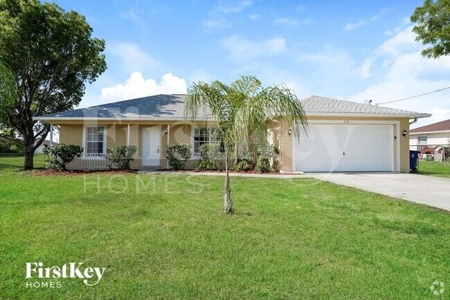 Building Photo - 218 Blackstone Dr Rental
